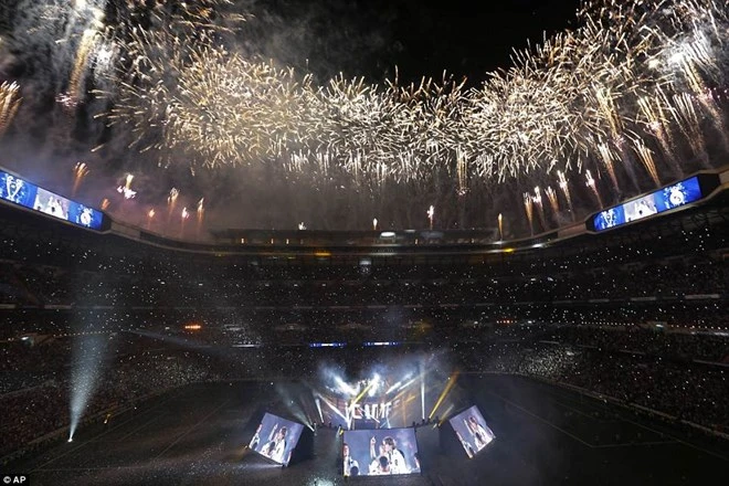 Biển người chào đón nhà vô địch Champions League Real Madrid