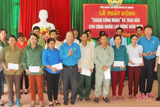 Ấm lòng công nhân lao động Vũ Quang