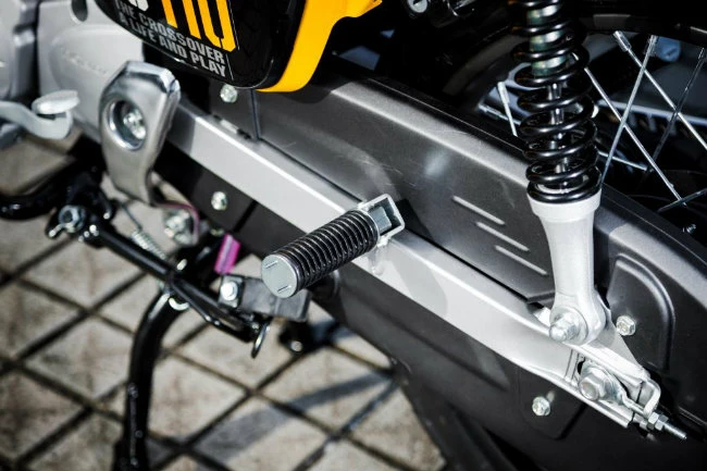 Soi Honda Cross Cub 2018 vừa về Việt Nam, đắt hơn SH 150