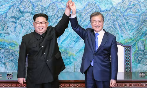 Thế giới nổi bật trong tuần: Hoàng Thái tử Saudi Arabia biến mất trong 4 tuần qua