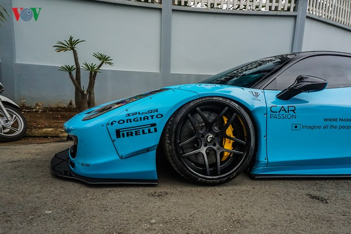 liberty walk ferrari 458 italia được chủ nhân chi 1 tỷ để nâng cấp hình 3 Liberty Walk Ferrari 458 Italia được chủ nhân chi 1 tỷ đồng để nâng cấp