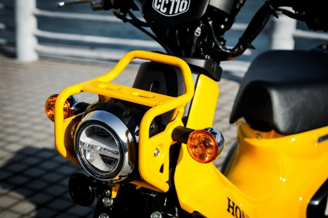 Soi Honda Cross Cub 2018 vừa về Việt Nam, đắt hơn SH 150