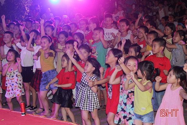 Sôi động ngày hội vào hè của thiếu nhi thành phố Hà Tĩnh
