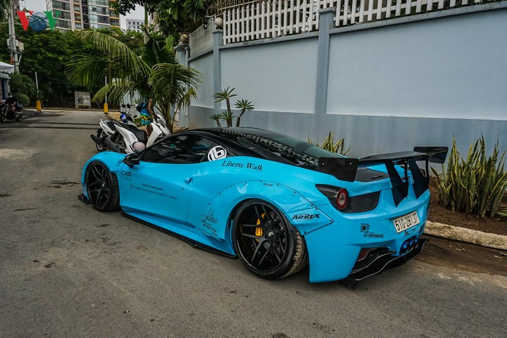 liberty walk ferrari 458 italia được chủ nhân chi 1 tỷ để nâng cấp hình 10 Liberty Walk Ferrari 458 Italia được chủ nhân chi 1 tỷ đồng để nâng cấp