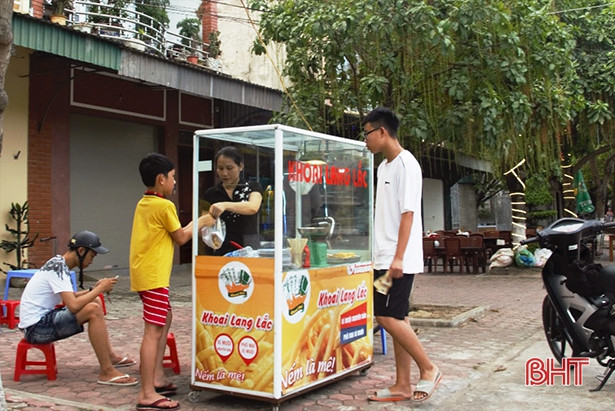 Đồ ăn nhanh - xu hướng ẩm thực mới của giới trẻ Hà Tĩnh