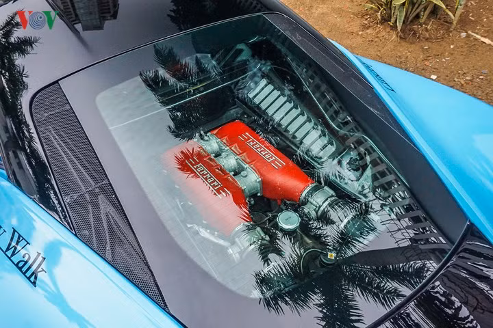 Liberty Walk Ferrari 458 Italia được chủ nhân chi 1 tỷ đồng để nâng cấp