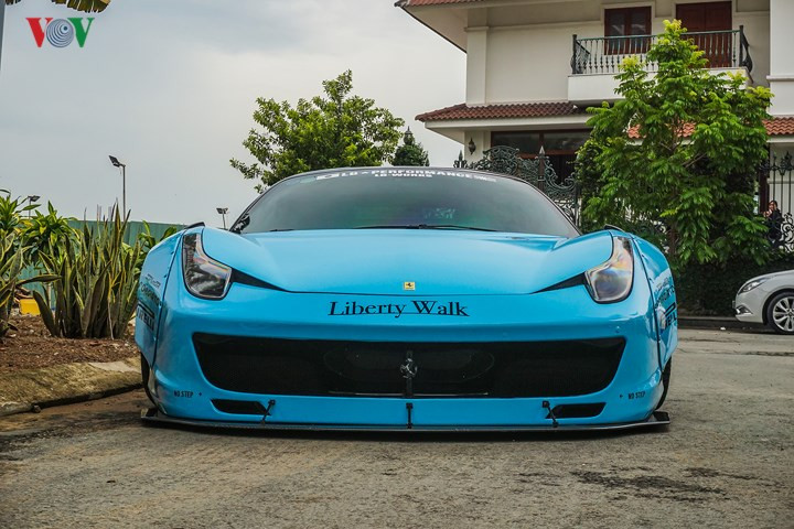 liberty walk ferrari 458 italia được chủ nhân chi 1 tỷ để nâng cấp hình 7 Liberty Walk Ferrari 458 Italia được chủ nhân chi 1 tỷ đồng để nâng cấp