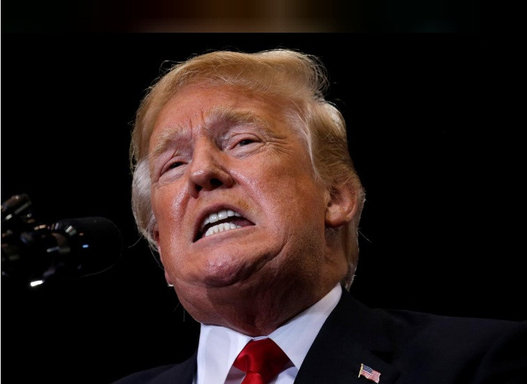 Tổng thống Trump dọa không cho xe sang Đức lăn bánh tại Mỹ