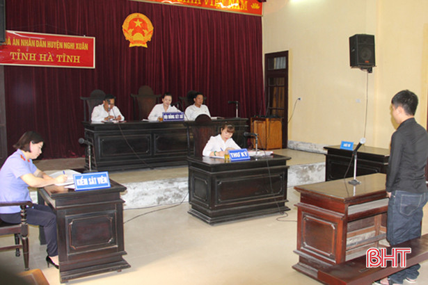 9X tàng trữ ma túy, bị phạt 15 tháng tù giam