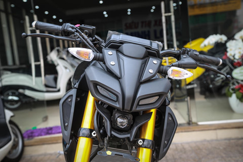 “Chiến binh” Yamaha MT-15 vừa về Việt Nam, giá 79 triệu đồng