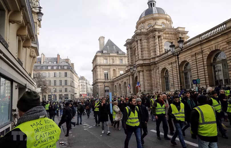 Thế giới ngày qua: Mỹ rút lại các lệnh trừng phạt bổ sung liên quan đến Triều Tiên