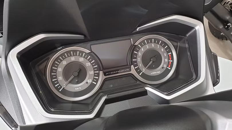 Honda Forza 300 giá 350 triệu đầu tiên về Việt Nam