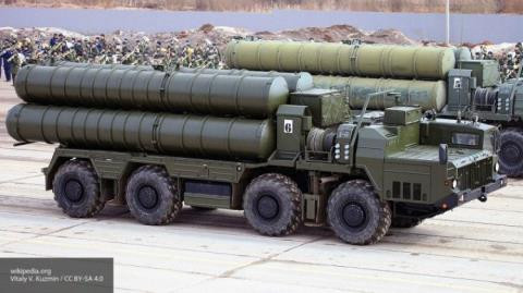 Mối đe dọa Hoa Kỳ với hợp đồng của Nga-Thổ về S-400 Mối đe dọa Hoa Kỳ với hợp đồng của Nga-Thổ về S-400