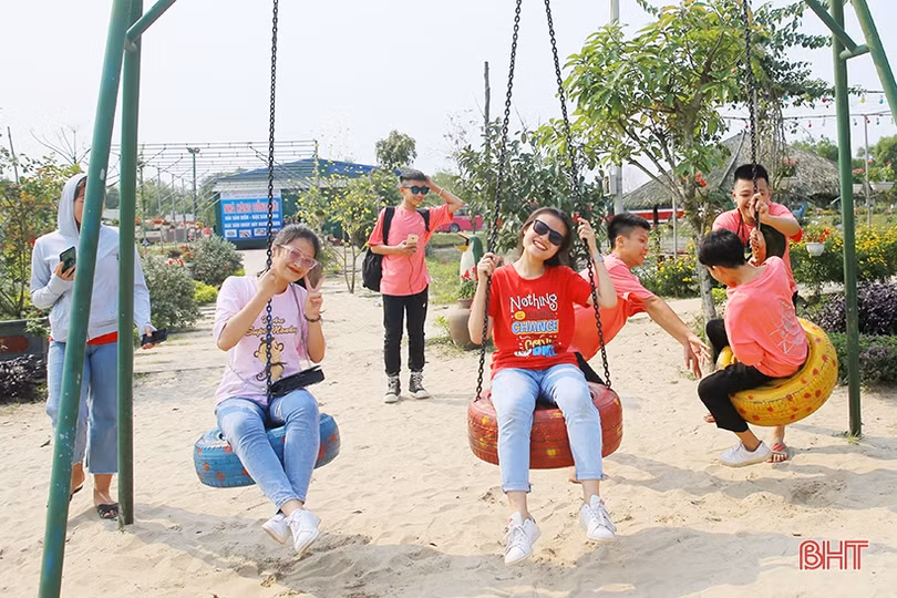 Khu sinh thái Đồng Nôi lập kỷ lục 1 ngày đón hơn 1.200 lượt khách