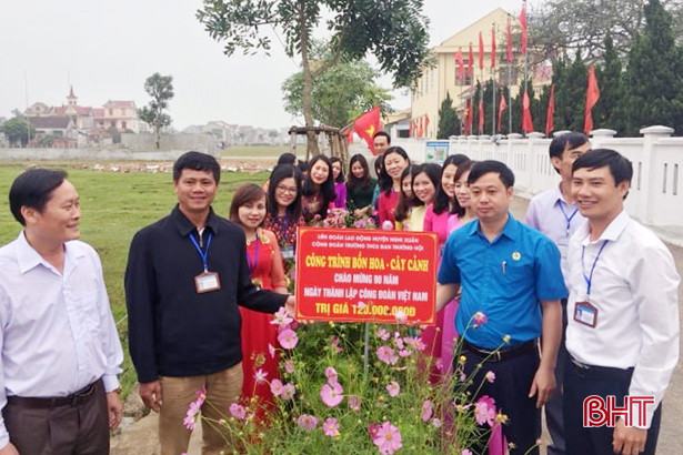 Hà Tĩnh nhiều hoạt động chào mừng 90 năm thành lập Công đoàn Việt Nam