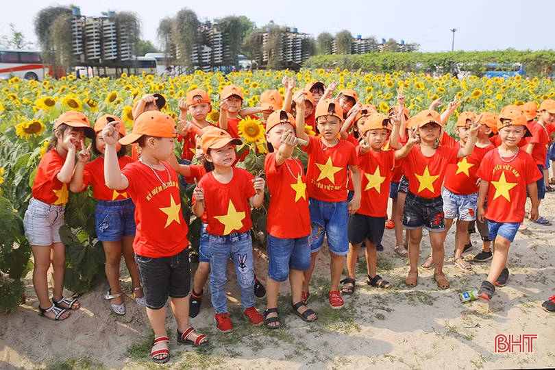 Khu sinh thái Đồng Nôi lập kỷ lục 1 ngày đón hơn 1.200 lượt khách