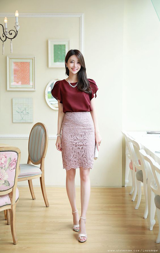 Áo lụa mềm cho nàng công sở trong mùa nắng