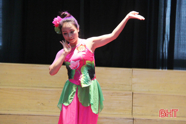 Thi giáo viên làm tổng phụ trách Đội giỏi năm học 2018 - 2019 ở Nghi Xuân