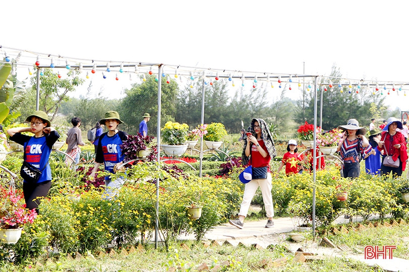 Khu sinh thái Đồng Nôi lập kỷ lục 1 ngày đón hơn 1.200 lượt khách