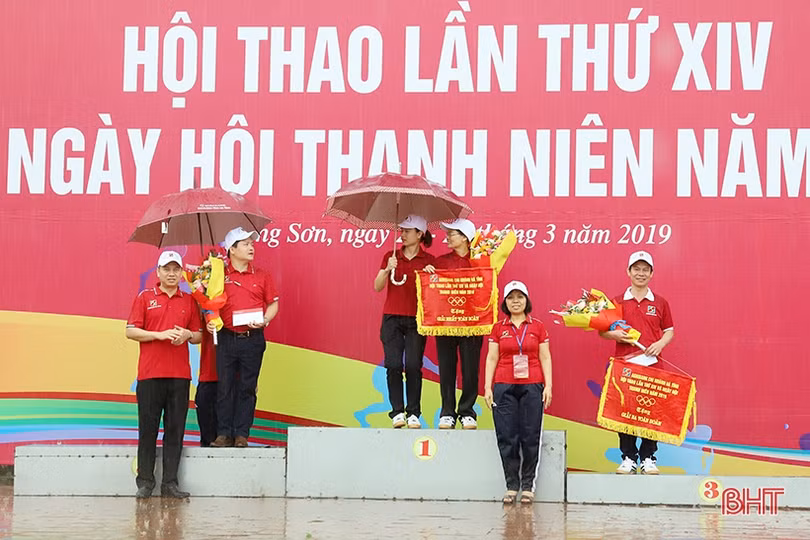 Agribank Nghi Xuân nhất toàn đoàn Hội thao năm 2019