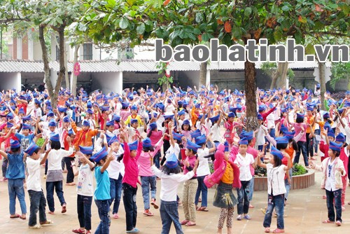 Giờ sinh hoạt tập thể của học sinh Trường Tiểu học Kỳ Tân (Kỳ Anh).