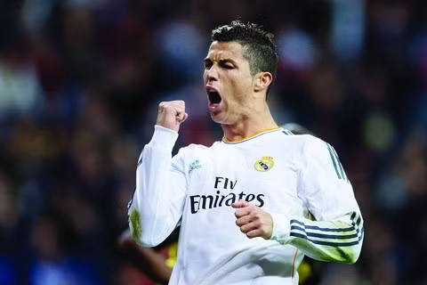 Với Ronaldo, ghi bàn cũng dễ như... hít thở ảnh 2