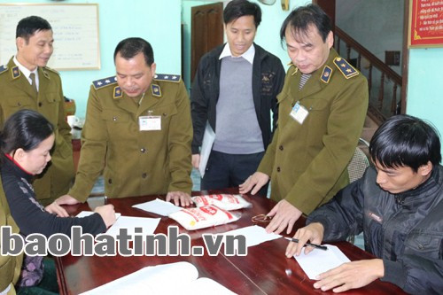 Lập biên bản xử lý hàng vi phạm