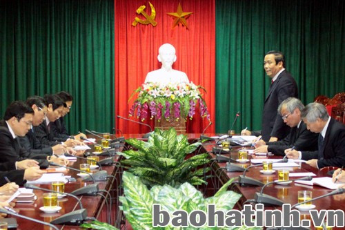 Bí thư Tỉnh ủy Nguyễn Thanh Bình tiếp thu chỉ đạo của lãnh đạo Ban Tổ chức Trung ương Bí thư Tỉnh ủy Nguyễn Thanh Bình tiếp thu chỉ đạo của lãnh đạo Ban Tổ chức Trung ương