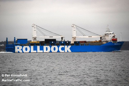 Tàu mẹ Rolldock Sea chở theo tàu ngầm đầu tiên của Việt Nam từ St. Petersburg về Cam Ranh. Ảnh: Marine Traffic