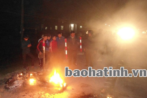 Chiếc xe máy cháy trơ khung