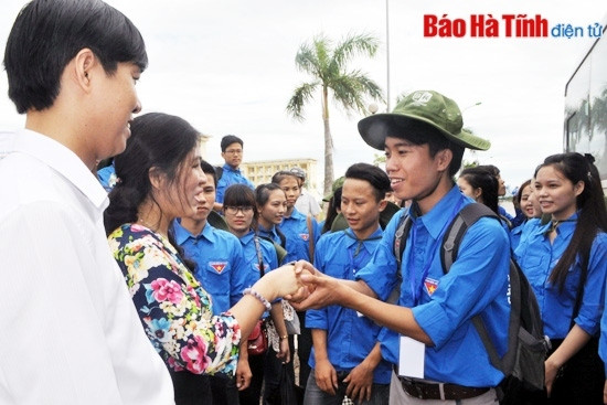 ĐVTN Đại học Hà Tĩnh xuất quân mùa hè xanh tình nguyện ĐVTN Đại học Hà Tĩnh xuất quân mùa hè xanh tình nguyện