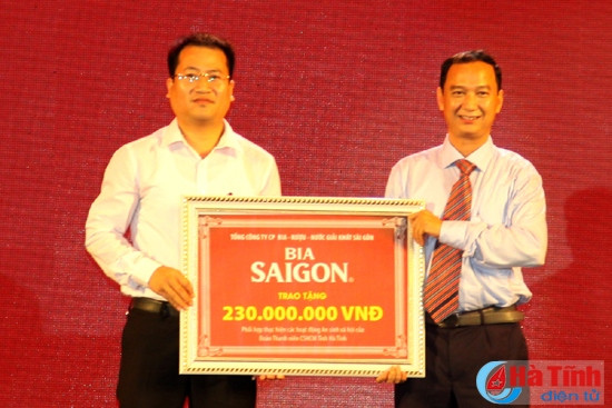 Sôi động đêm hội “Tôi yêu Bia Sài Gòn” ảnh 2