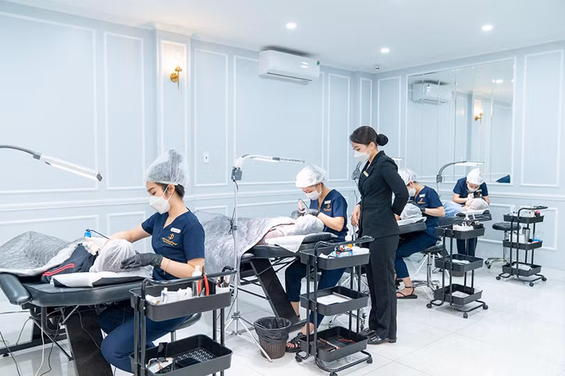 Thẩm mỹ viện DIVA - địa chỉ xăm môi đẹp, uy tín TP Hồ Chí Minh