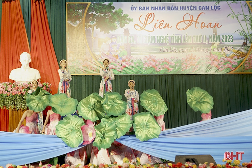 17 câu lạc bộ tham dự liên hoan dân ca ví, giặm Nghệ Tĩnh