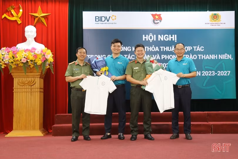 Đoàn Thanh niên BIDV Hà Tĩnh và Công an tỉnh ký thoả thuận hợp tác