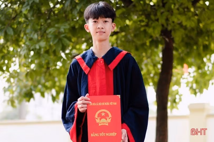Thủ khoa Địa trường chuyên với ước mơ làm chiến sỹ công an