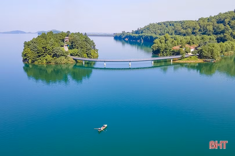 Nhân lên niềm tự hào dân tộc từ hoạt động kỷ niệm ngày sinh các lãnh đạo tiền bối