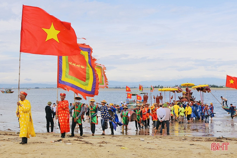 Linh thiêng Lễ hội đền Chiêu Trưng Đại vương Lê Khôi 2023