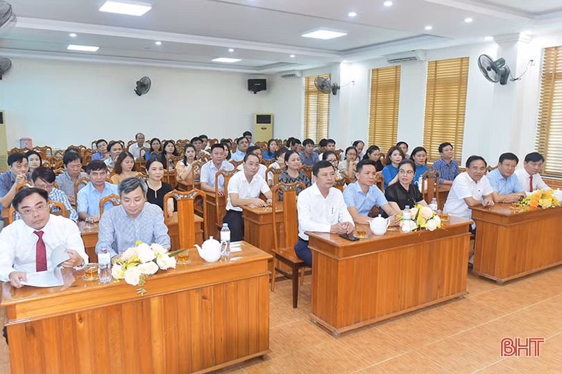 Công bố quyết định bổ nhiệm Phó Giám đốc Sở KH&CN Hà Tĩnh