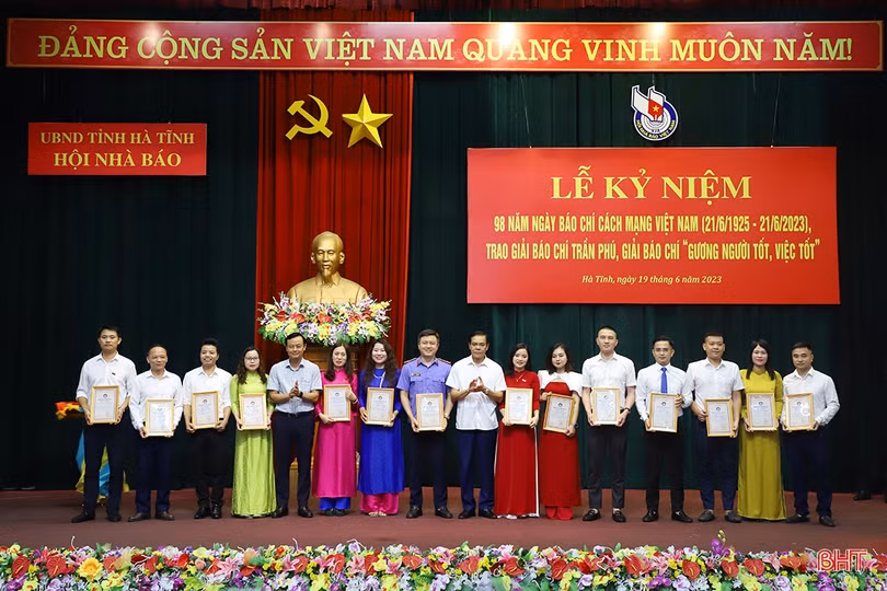 Báo chí Hà Tĩnh tiếp tục góp phần quan trọng vào sự phát triển của quê hương