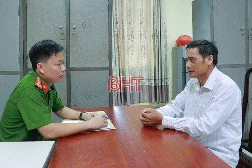 Hà Tĩnh: Bắt giam nguyên Chủ tịch UBND xã Thạch Bằng