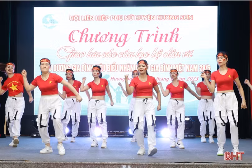 Hỗ trợ sinh kế cho 25 hội viên phụ nữ gặp hoàn cảnh khó khăn ở Hương Sơn