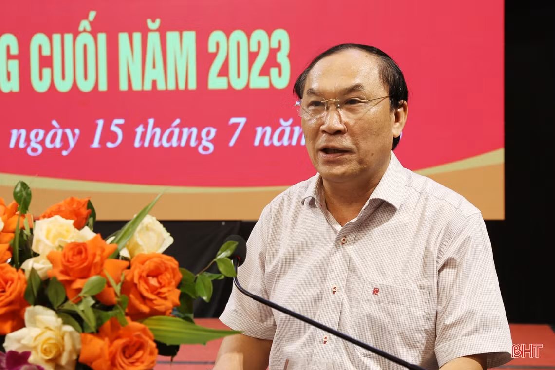 Chia sẻ nhiều kinh nghiệm trong công tác tổ chức, xây dựng Đảng