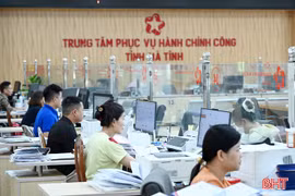 Tiếp động lực cho đội ngũ cán bộ trung tâm phục vụ hành chính công ở Hà Tĩnh