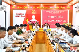 Cơ quan dân cử cấp xã ở Hà Tĩnh hoàn thiện cơ sở pháp lý cho thôn, tổ dân phố mới