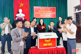 Hà Tĩnh đạt 99,98% cử tri tham gia bỏ phiếu bầu cử ĐBQH và đại biểu HĐND các cấp