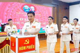 Hướng dẫn tổ chức đại hội chi bộ trực thuộc đảng ủy cơ sở ở Hà Tĩnh