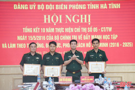 Bộ đội Biên phòng Hà Tĩnh tuyên dương 11 điển hình học và làm theo Bác 