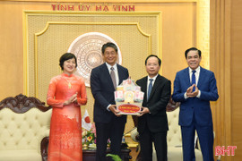 Đại sứ Đặc mệnh toàn quyền Nhật Bản tại Việt Nam chào xã giao lãnh đạo tỉnh Hà Tĩnh