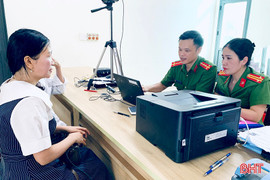 Hà Tĩnh triển khai đổi thẻ đảng viên trên nền tảng cơ sở dữ liệu quốc gia về dân cư 